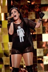 Demi-Lovato-Billboard-Awards-2016.jpeg